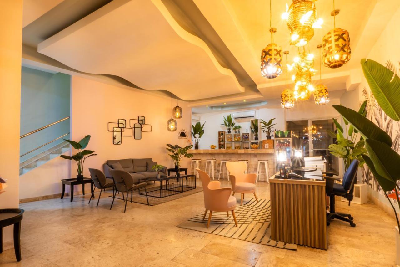 Marinn Tropical Vibes Hotel 巴拿马城 外观 照片